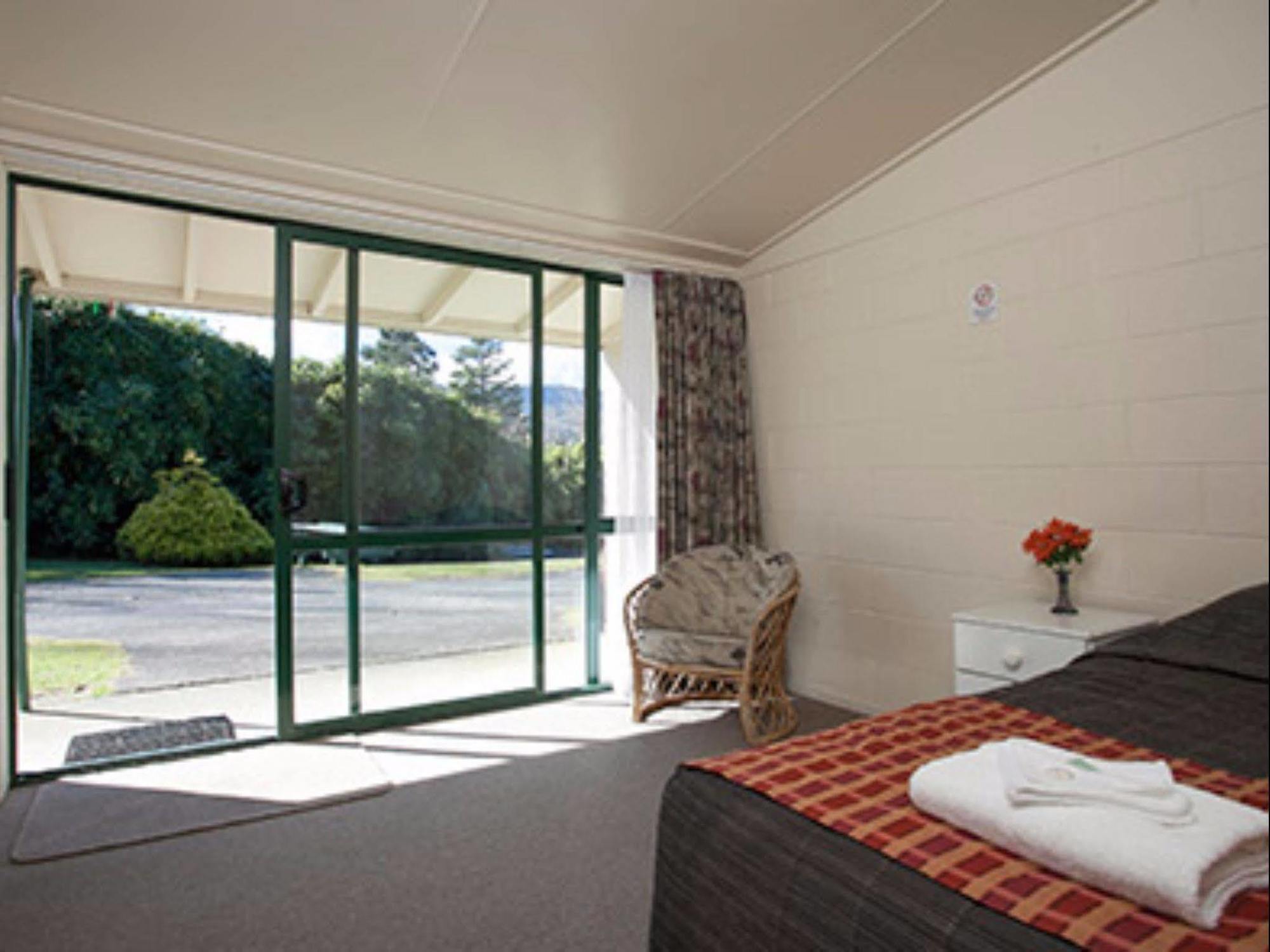 Opal Hot Springs & Holiday Park Okauia Esterno foto