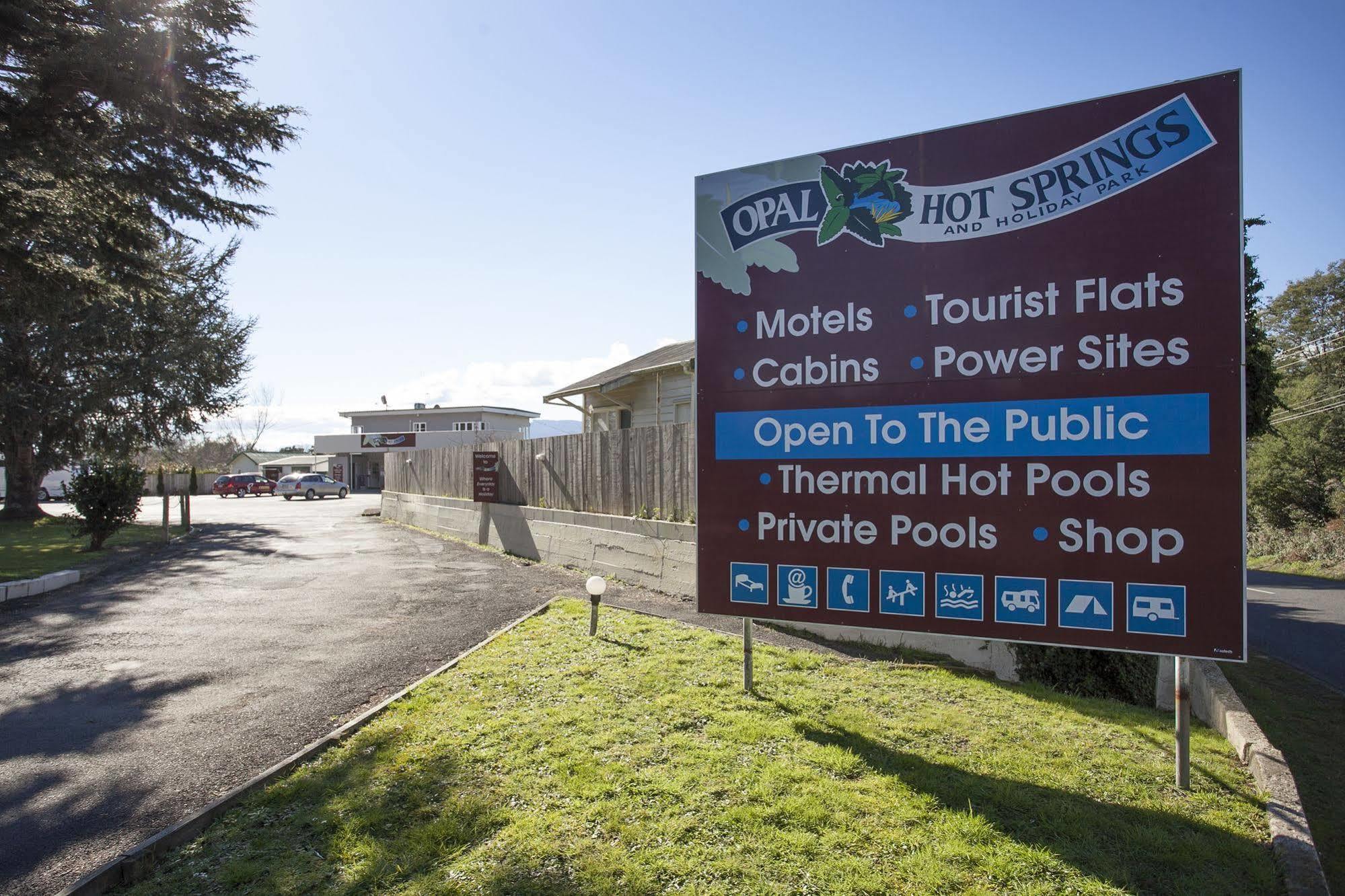 Opal Hot Springs & Holiday Park Okauia Esterno foto